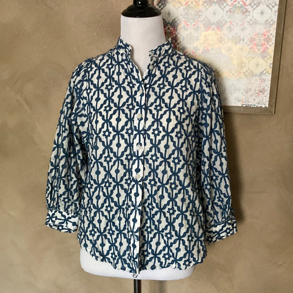 Pilcro Anthropologie XXS blue and white button down blouse NWT